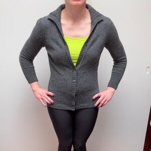 100% cashmere gray cardigan